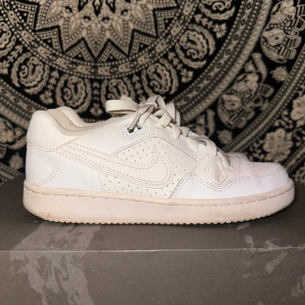 Nike Air Force
